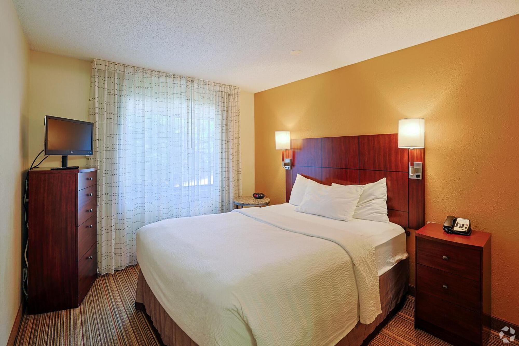 Avia Residences On Research - Extended Stay ウェストボロー エクステリア 写真