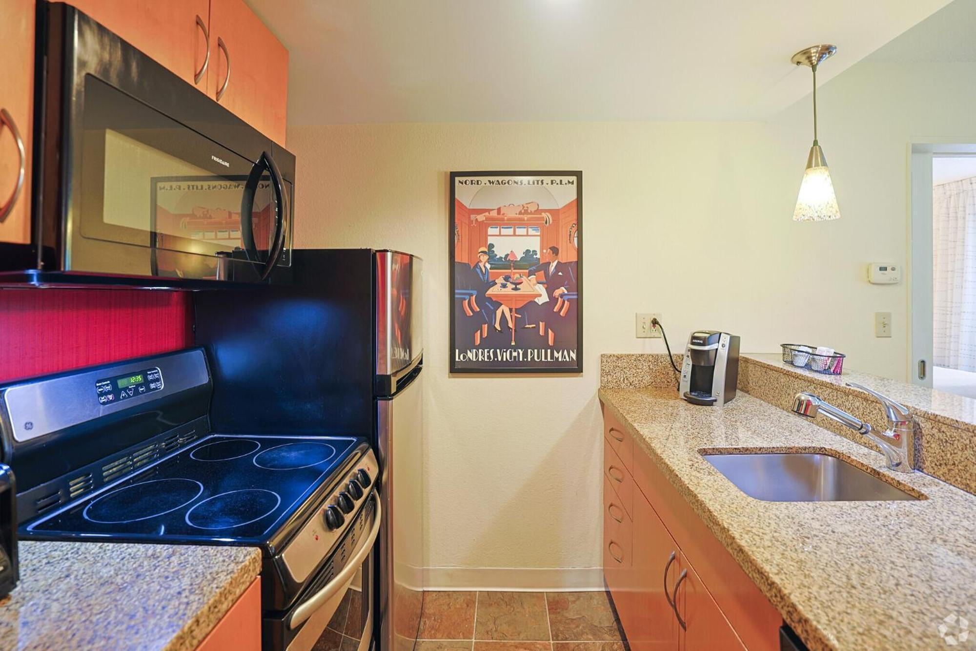 Avia Residences On Research - Extended Stay ウェストボロー エクステリア 写真